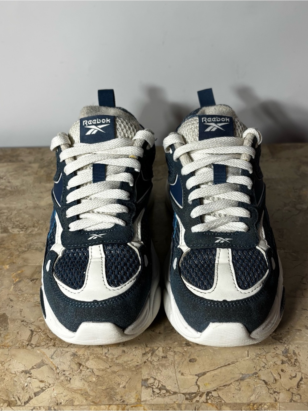 Boys Reebok Charged Sneakers Size 3